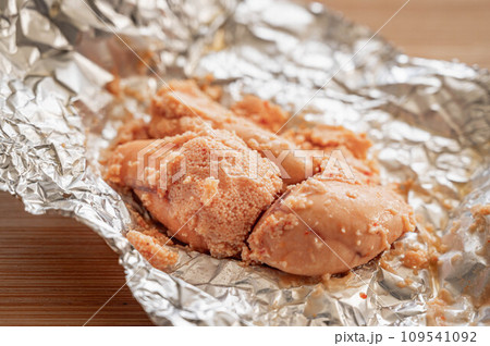 アルミ箔で焼く明太子 アルミ箔で焼く明太子 109541092