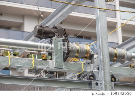 マンションの機械式駐車場工事 109542050