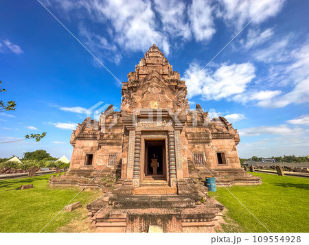 Prasat Muang Tam at Buriram Castle in Thailand Prasat Muang Tam at Buriram Castle in Thailand 109554928