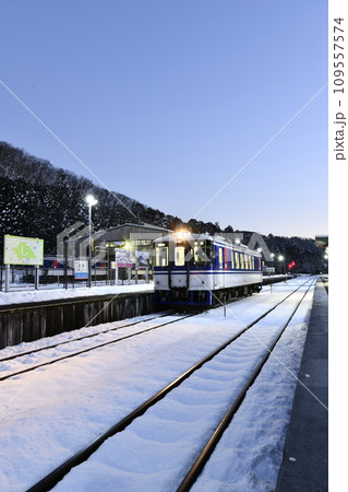西粟倉駅雪景色 西粟倉駅雪景色 109557574