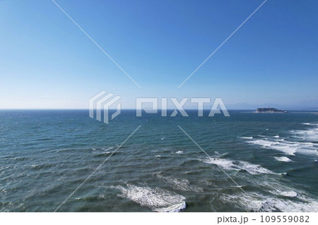 ドローンで撮影した海の写真 ドローンで撮影した海の写真 109559082