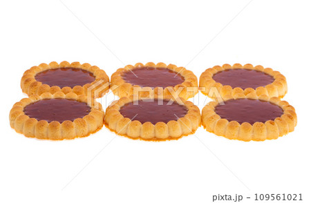 cookies with jam isolated 109561021