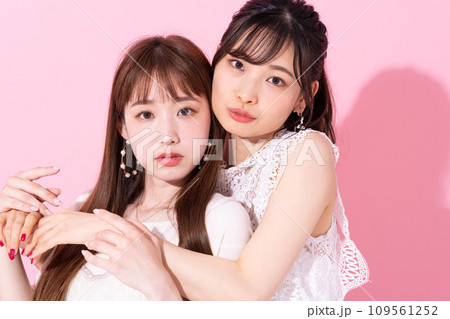 若い女性のビューティ 若い女性のビューティ 109561252