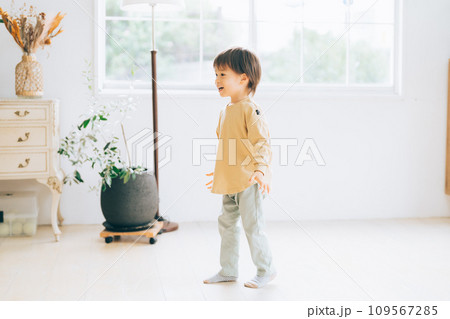 保育園児　幼稚園児　子ども 109567285