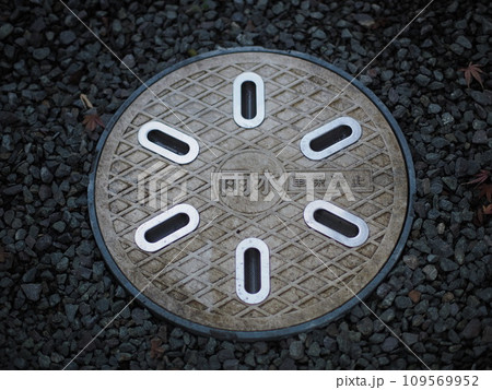 雨水枡蓋砂利混入防止 109569952