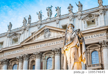 St. Peter's Basilica and Obelisk of St Peter's Square in Vatican, Italy St. Peter's Basilica and Obelisk of St Peter's Square in Vatican, Italy 109574645