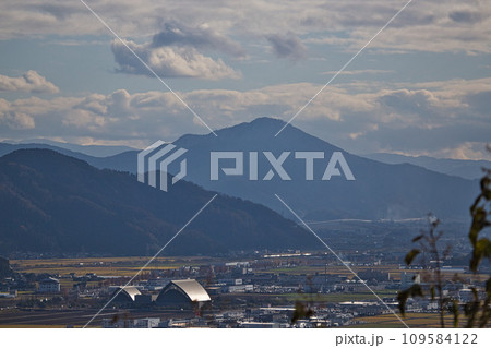 八幡山の秋を散策 109584122