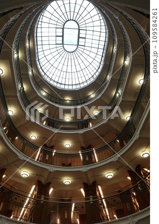 フィンランド・ヘルシンキ　国立図書館 109584261