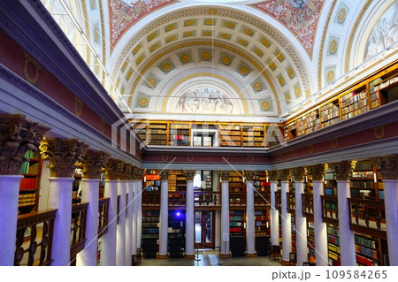 フィンランド・ヘルシンキ　国立図書館 109584265