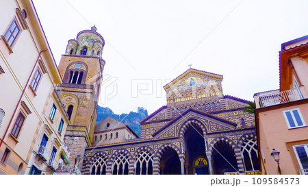 南イタリア アマルフィ大聖堂 南イタリア アマルフィ大聖堂 109584573