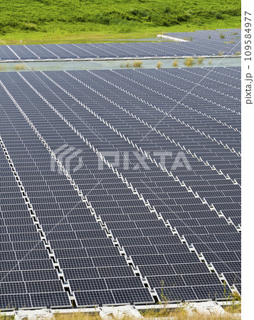 View of the floating Solar power system on the flood detention basin in Kaohsiung, Taiwan. 109584977