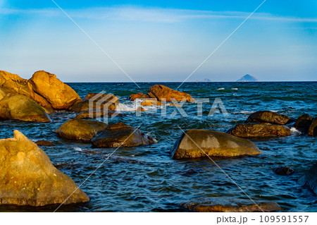 Rocky seashore.  109591557