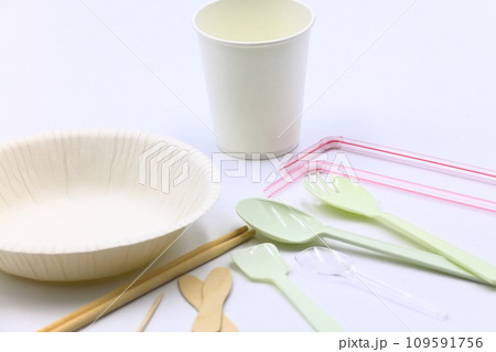 使い捨て商品のイメージ 109591756