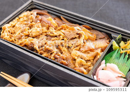美味しい牛肉弁当 109595311