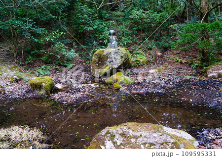 長崎県　平戸市　安満岳　西禅寺跡 109595331
