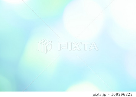 グリーンカラー系キラキライメージ 背景素材 グリーンカラー系キラキライメージ 背景素材 109596825