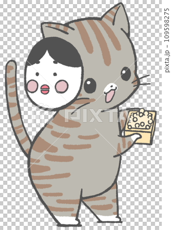 おたふくさんの仮面をつけて節分豆を見せるキジトラねこ 109598275