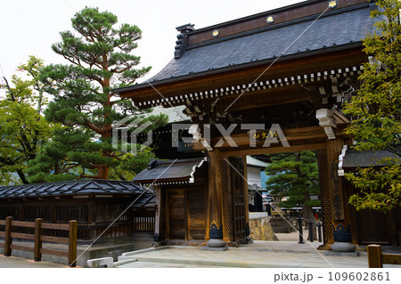真宗寺 山門 岐阜県飛騨市古川町三之町 真宗寺 山門 岐阜県飛騨市古川町三之町 109602861