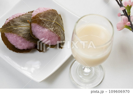 甘酒　道明寺　桜の花 109606970