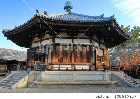 世界遺産 聖徳宗総本山法隆寺東院 国宝 夢殿の写真素材 [109610817] - PIXTA