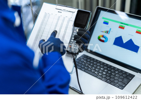 ソリューションを導入した現場　顔無し 109612422