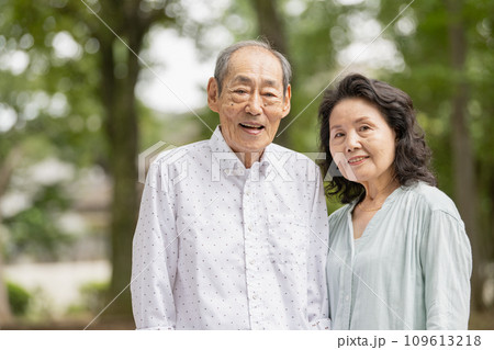 70・80代のシニア夫婦 70・80代のシニア夫婦 109613218
