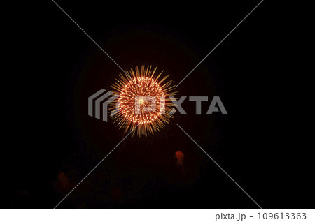 秩父夜祭冬の花火 109613363