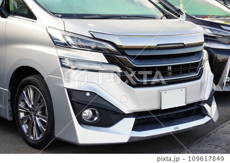 自動車イメージ　トヨタ2代目ヴェルファイア モデリスタ仕様 109617849