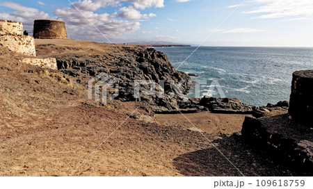 Torre de El Toston - El Cotillo, Fuerteventura Torre de El Toston - El Cotillo, Fuerteventura 109618759