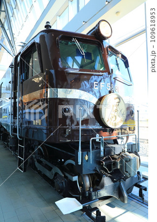 きれいに保管されている国鉄EF58形電気機関車(日本 埼玉県さいたま市) きれいに保管されている国鉄EF58形電気機関車(日本 埼玉県さいたま市) 109618953