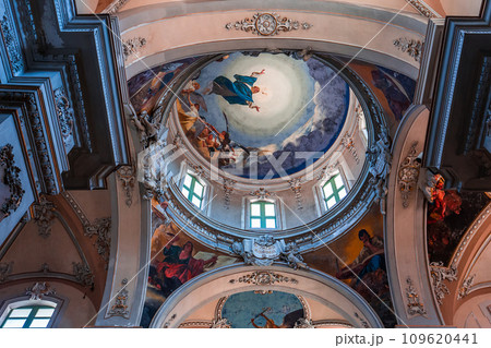 Basilica della collegiata, Catania, sicily, Italy 109620441