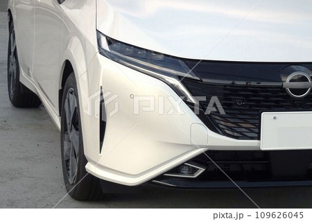 自動車イメージ 日産オーラのフロントマスク 自動車イメージ 日産オーラのフロントマスク 109626045