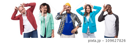 Men and women show grimaces and have fun together, collage of portraits Men and women show grimaces and have fun together, collage of portraits 109627826