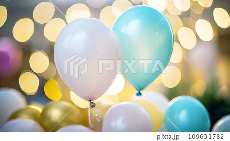 寄り添うピンクとブルーの2つの風船 109631782