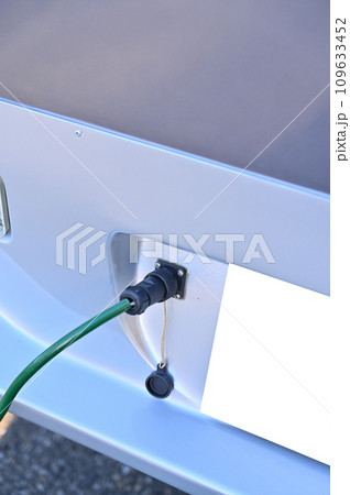 キャンピングカー　外部電源　外部充電　サブバッテリー　リチウムイオンバッテリー 109633452