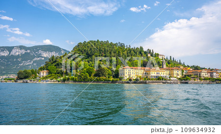 Bellagio town at Como Lake on sunny summer day. Idyllic view from ferry. Lombardy, Italy 109634932