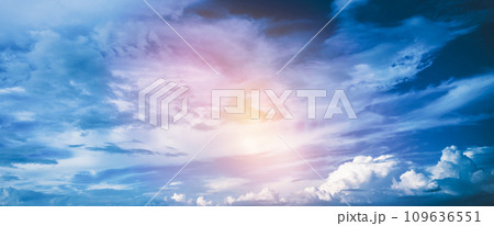 雲のある空の風景 109636551