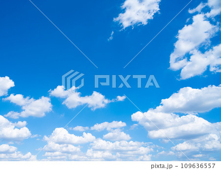 雲のある空の風景 雲のある空の風景 109636557