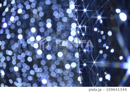 キラキラしたイルミネーション 109641349