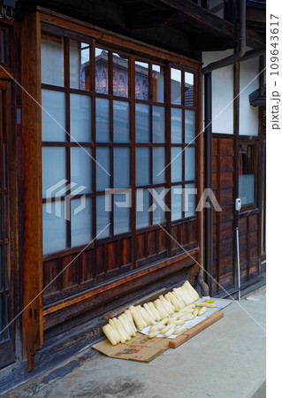 奈良井宿 宿場町 町並み 奈良井宿 宿場町 町並み 109643617