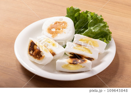 チーズ入り焼きはんぺん チーズ入り焼きはんぺん 109643848