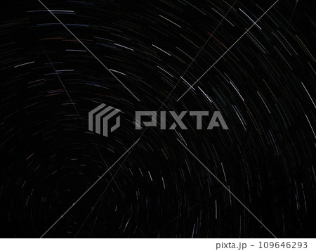 北極星と北斗七星の光跡 北極星と北斗七星の光跡 109646293