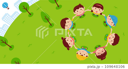円形に手をつないで空を見上げる子供たちのバナーイラスト 109648106