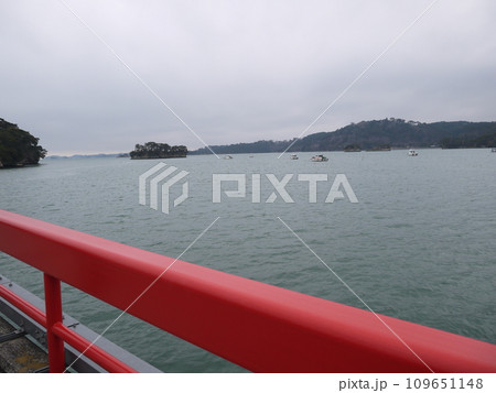 松島の福浦橋からの景色 松島の福浦橋からの景色 109651148