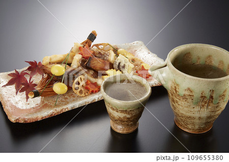 和食_吹き寄せ盛り_揚げ物料理 109655380