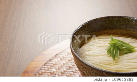 ひやむぎ_冷_温_シンプル_hiyamugi ひやむぎ_冷_温_シンプル_hiyamugi 109655865