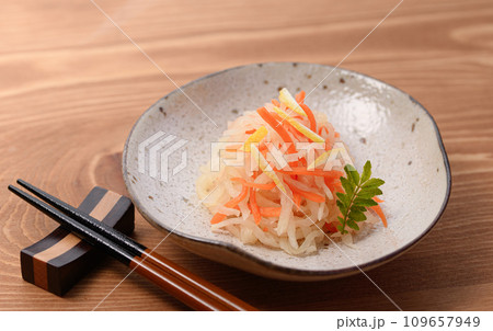 紅白なます 109657949