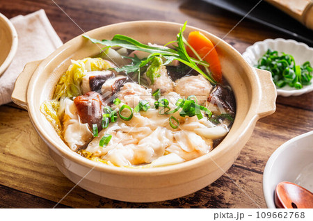 手作りワンタン鍋 手作りワンタン鍋 109662768