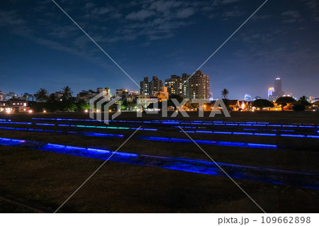 台湾 高雄市 夜の哈瑪星鉄道文化園区 109662898