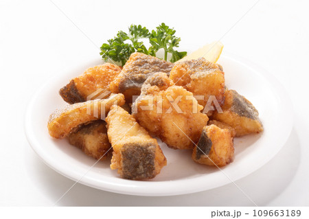 真鱈のから揚げ 真鱈のから揚げ 109663189